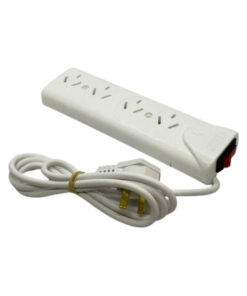 TOMACORRIENTE MULTIPLE 4 TOMAS CON INTERRUPTOR TERMICO NEGRO